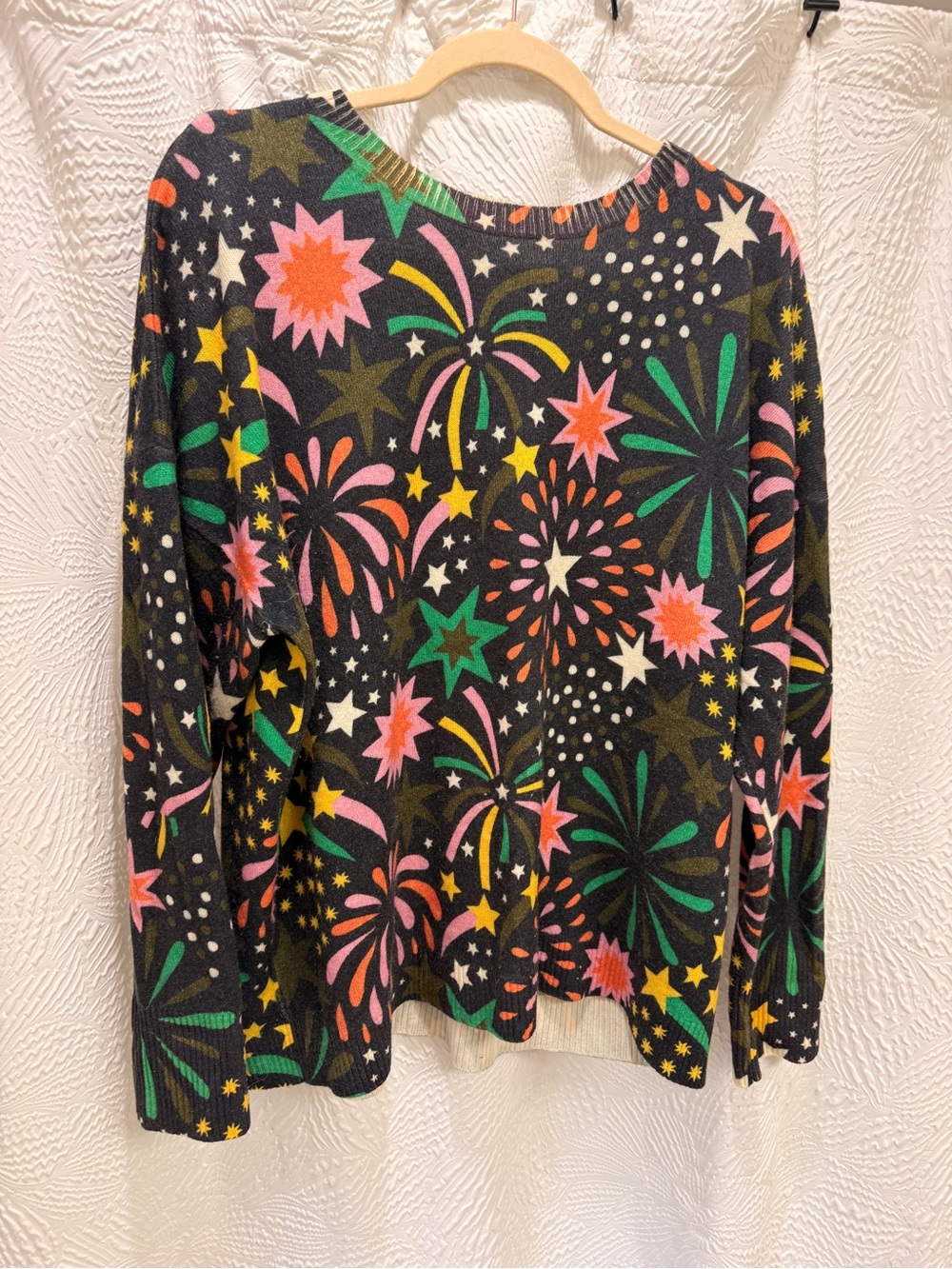 NWOT Boden Black Multi Firework-Print Crewneck Sweater 100% cashmere XL - Picture 3 of 4
